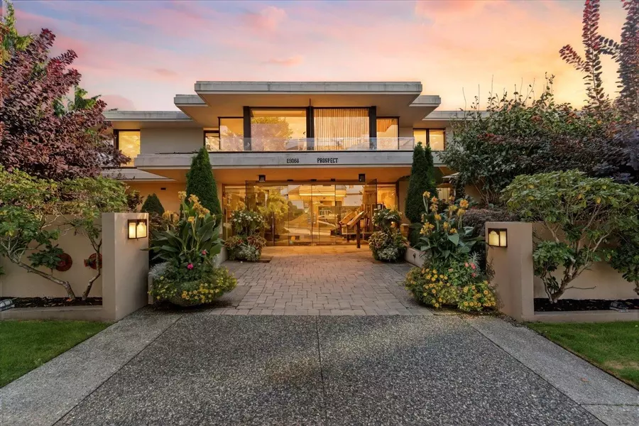 15050 Prospect AVE #301, White Rock, BC V4B 2B4