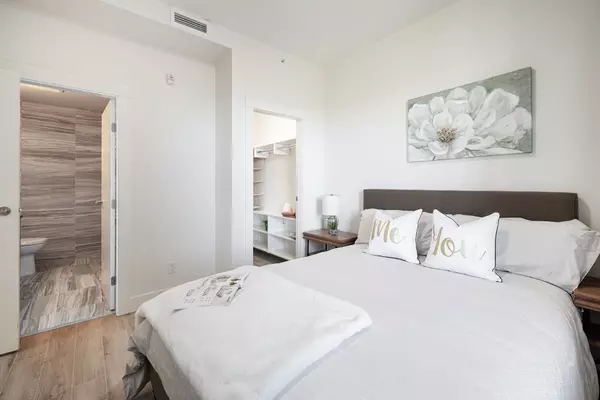 Richmond, BC V6W 0B8,10780 No. 5 RD #801