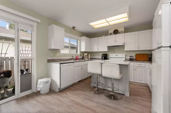 9520 Carroll ST Chilliwack, BC V2P 7G4