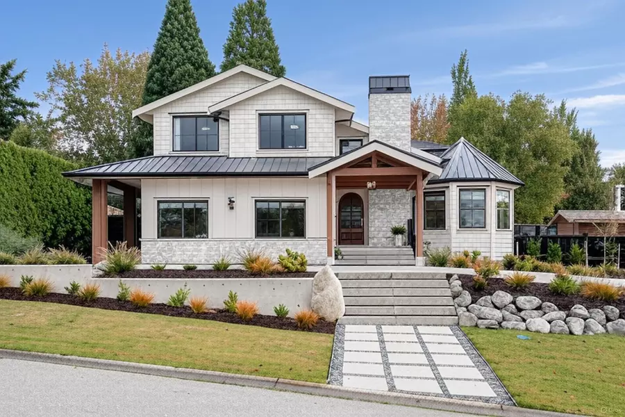 5478 182 ST, Surrey, BC V3S 7Z3