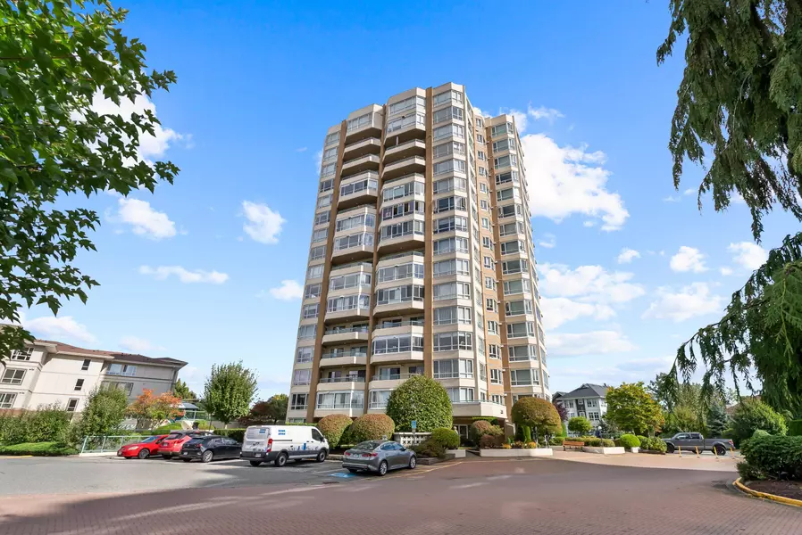 3190 Gladwin RD #704, Abbotsford, BC V2T 5T2