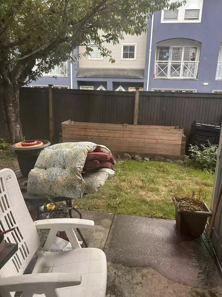 Chilliwack, BC V2R 3P2,5950 Vedder RD #22