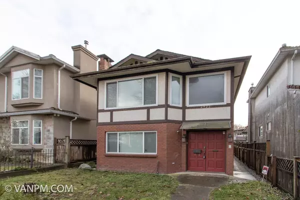 29XX E 28th AVE, Vancouver, BC V5R 1S4
