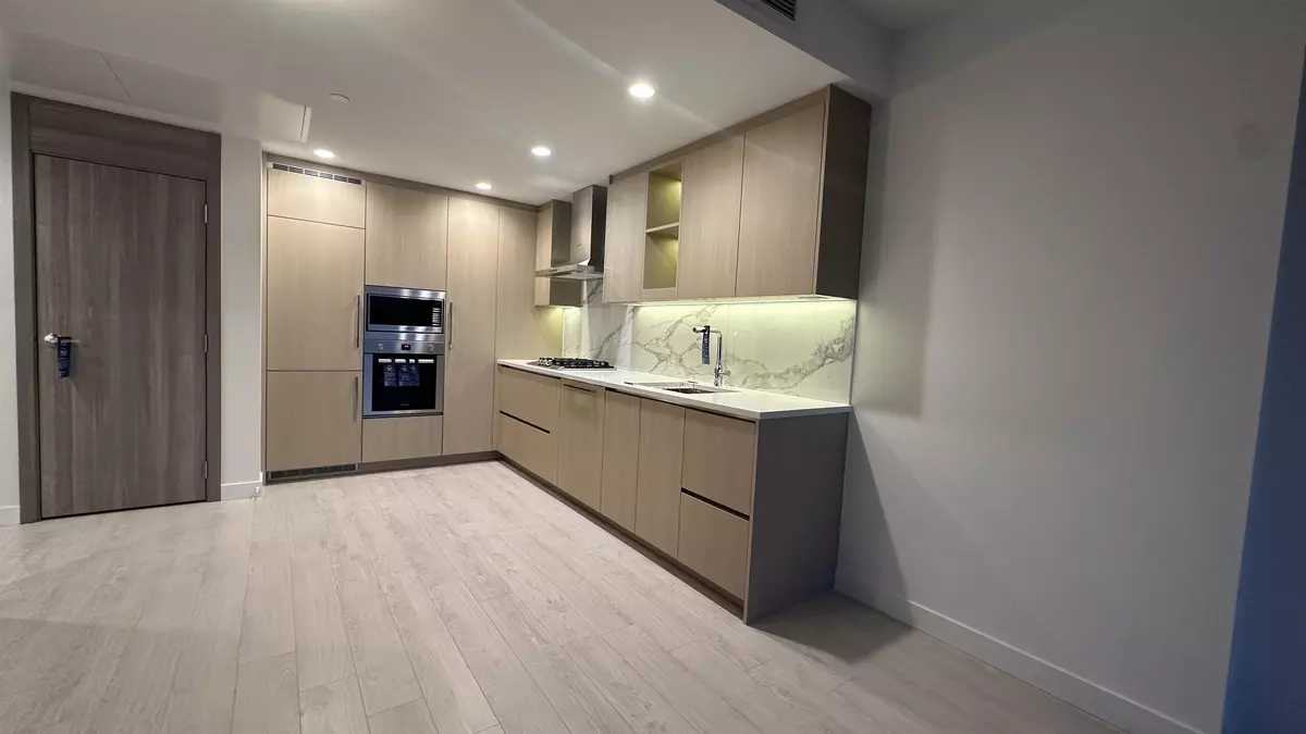 Burnaby, BC V5C 0N2,4890 Lougheed HWY