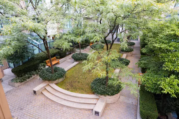 Vancouver, BC V6E 4N2,1238 Melville ST #2904