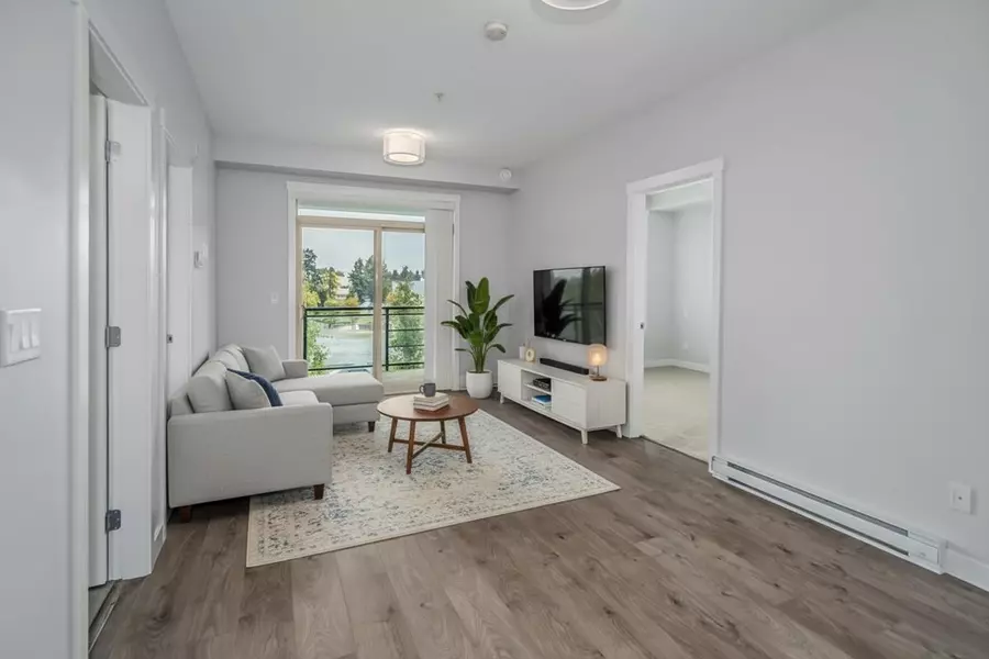 45562 Airport RD #303, Chilliwack, BC V2P 0J8