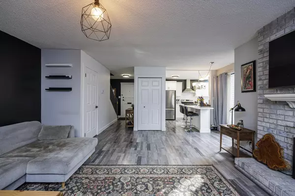 North Vancouver, BC V7N 3J8,3132 Lonsdale AVE