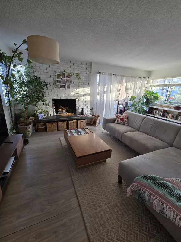 410 Agnes ST #209, New Westminster, BC V3L 1G1