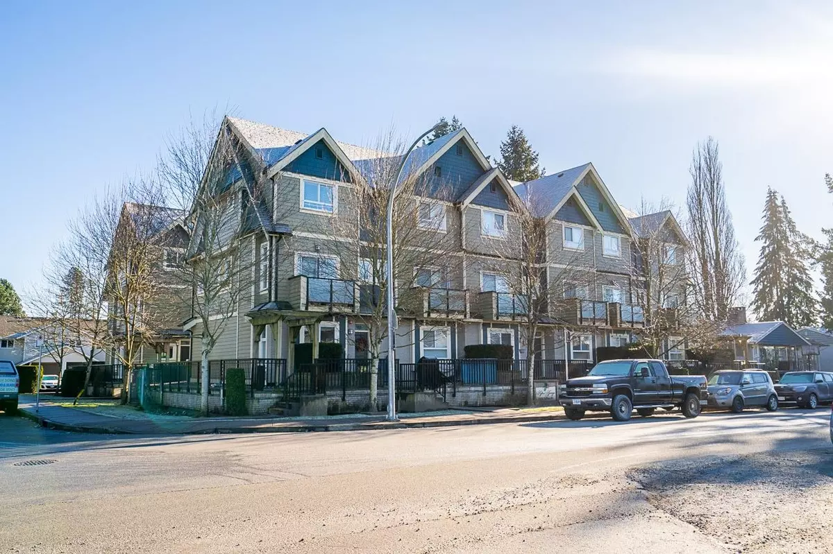 Port Coquitlam, BC V3B 3R2,3488 Sefton ST #104
