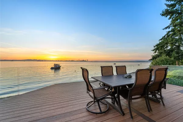 Delta, BC V4M 4C9,330 Tsawwassen Beach RD