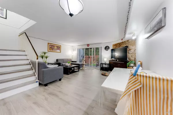 Surrey, BC V3W 9M5,7540 138 ST #10