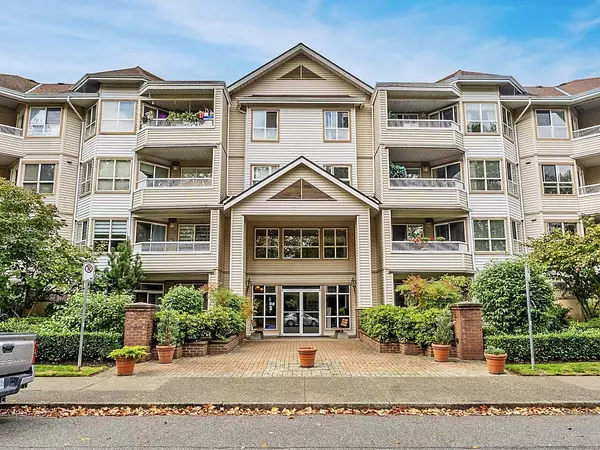 8139 121a ST #311, Surrey, BC V3W 0Z2