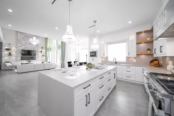 Richmond, BC V6Y 2H4,8151 Lundy RD