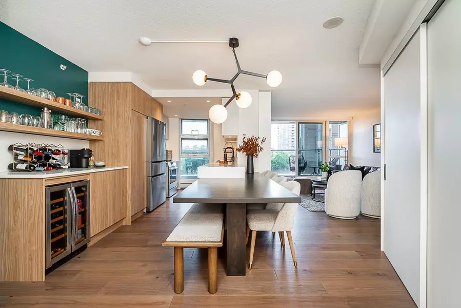 1318 Homer ST #603, Vancouver, BC V6B 6A7