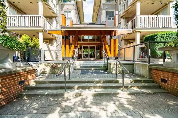 801 Klahanie DR #217, Port Moody, BC V3H 5K4