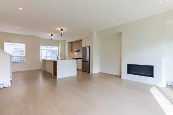 New Westminster, BC V3M 0N3,629 South Dyke RD #6