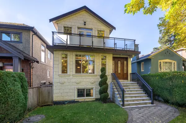 3716 W 17th AVE, Vancouver, BC V6S 1A2