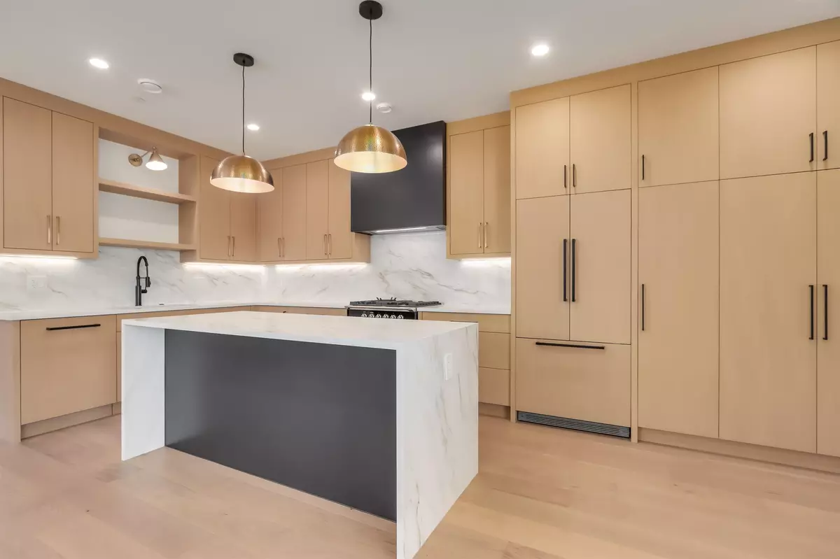 Vancouver, BC V5M 1M9,2698 E 5th AVE