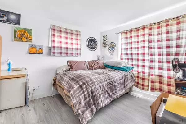 9370 Stanley ST Chilliwack, BC V2P 3Y6