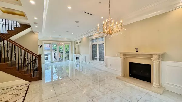 Vancouver, BC V6R 1V7,4650 W 6th AVE