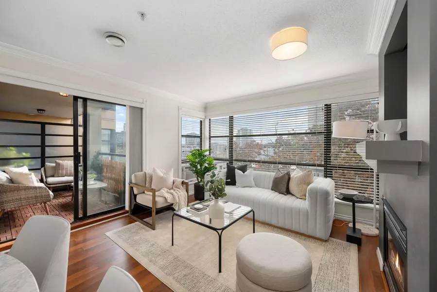 124 W 3rd ST #301, North Vancouver, BC V7M 1E8