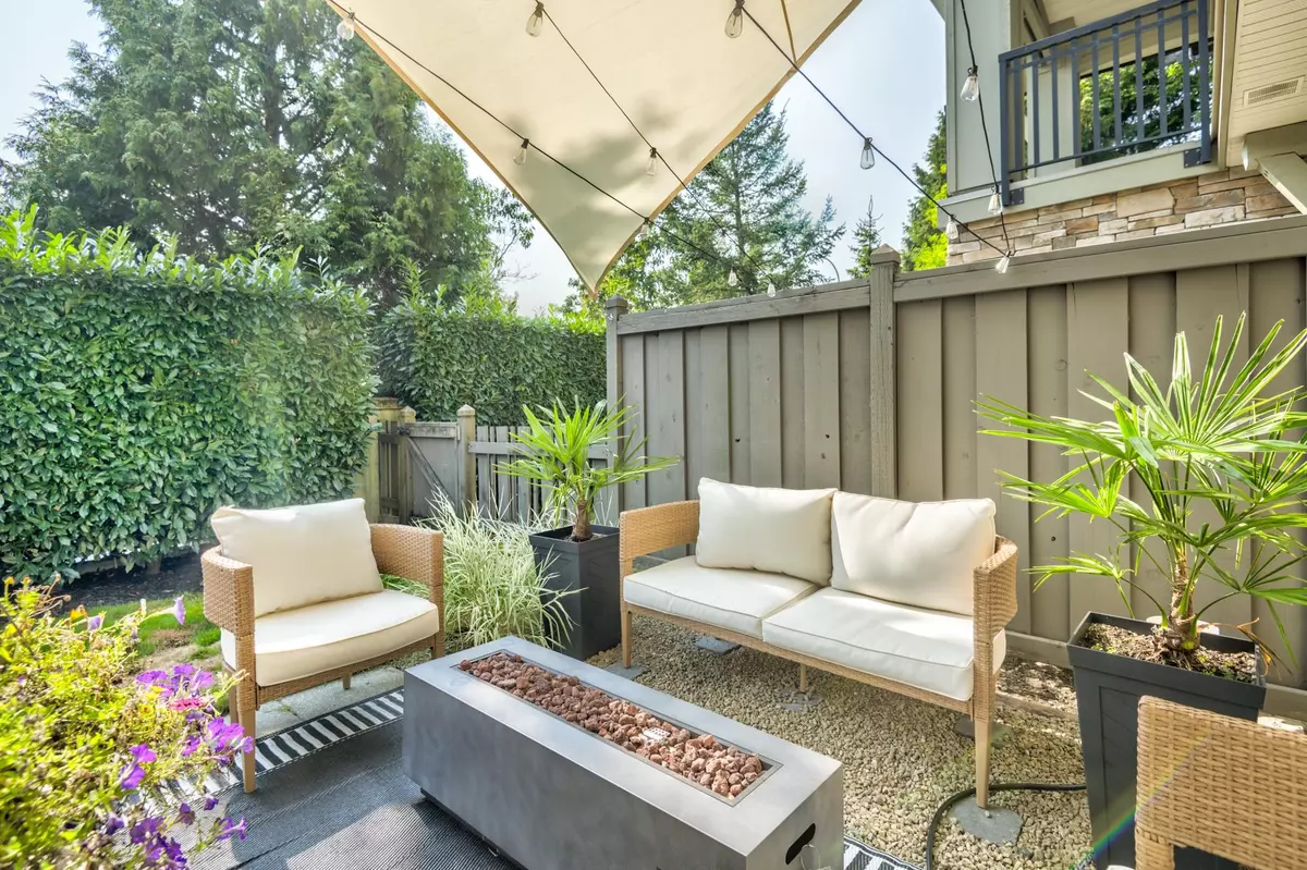 Coquitlam, BC V3E 0A4,1322 Genest WAY #103