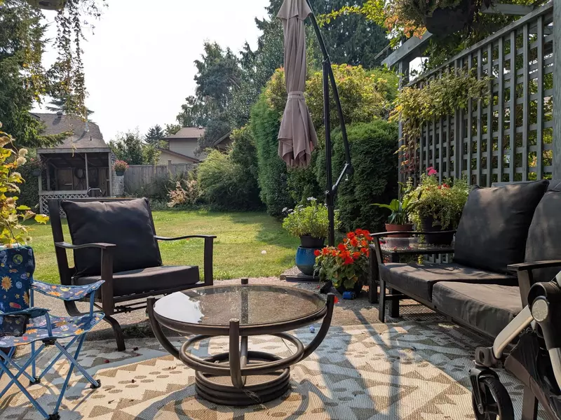 15532 20 AVE #R, White Rock, BC V4A 2A5