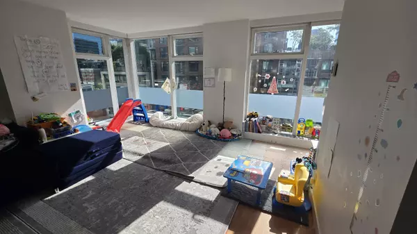 777 Richards ST #809 Vancouver, BC V6B 0M6