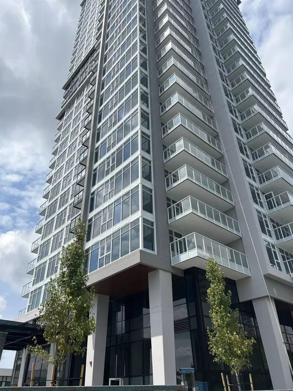 720 Farrow ST #1302, Coquitlam, BC V3J 0P3