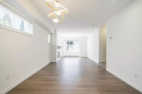 Surrey, BC V3S 8A6,15155 62a AVE #52