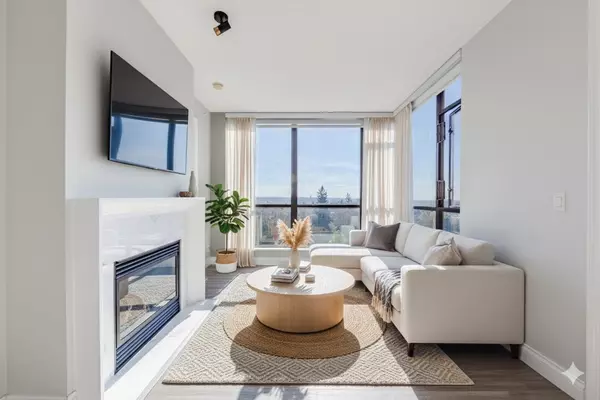 Burnaby, BC V5M 4A1,7388 Sandborne AVE #1001