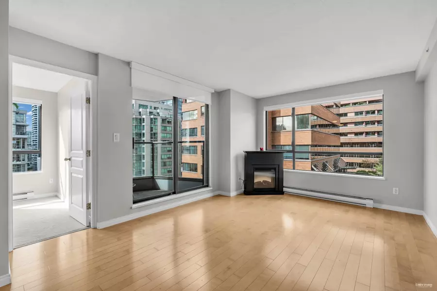 1189 Howe ST #1608, Vancouver, BC V6Z 2X4