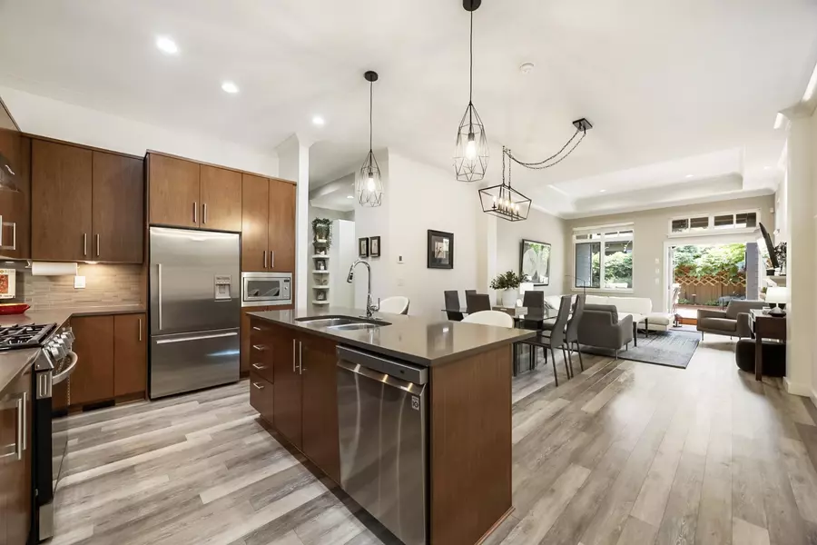 5072 Willow Springs AVE, Tsawwassen, BC V4M 0A7