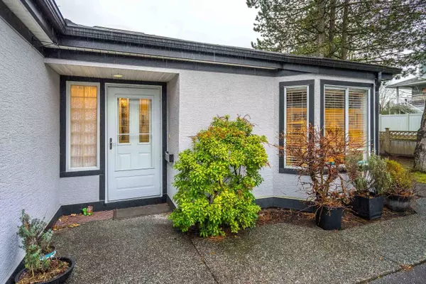 Surrey, BC V4N 3K4,8567 164th ST #1