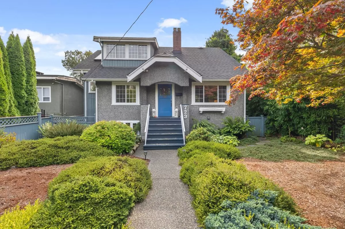 North Vancouver, BC V7L 1K1,723 E 4th ST