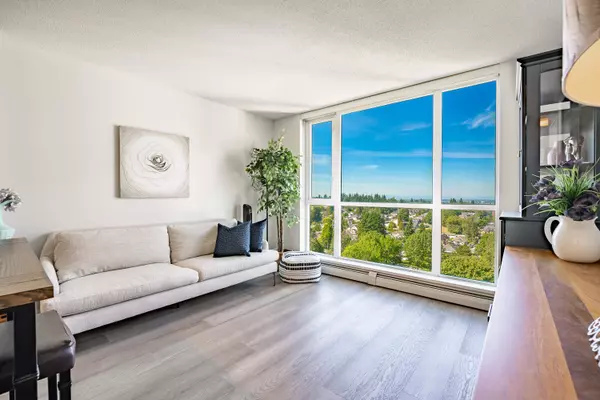 Surrey, BC V3T 0E6,10777 University DR #1705