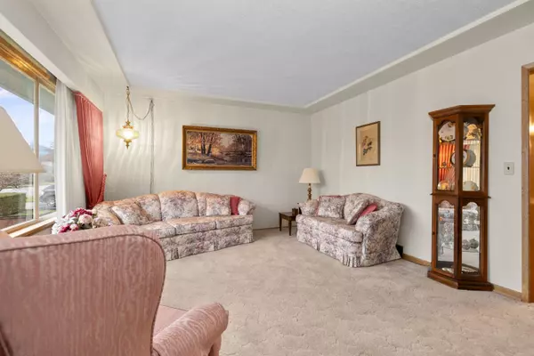 45480 Kipp AVE Chilliwack, BC V2P 1Z4