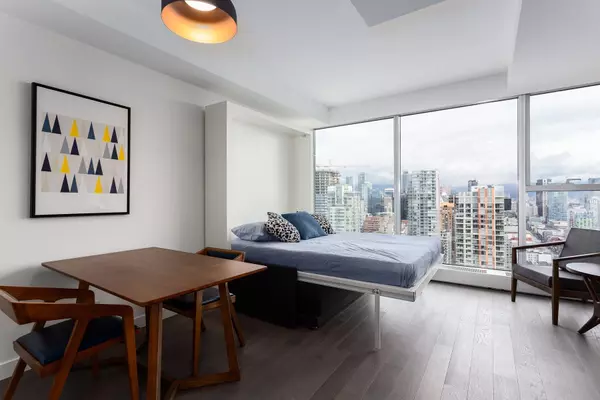 1480 Howe Street #4007, Vancouver, BC V6Z 1C4