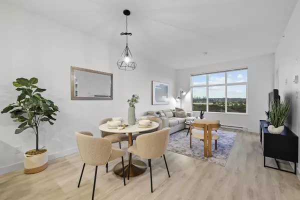 Coquitlam, BC V3K 0E9,828 Gauthier AVE #403
