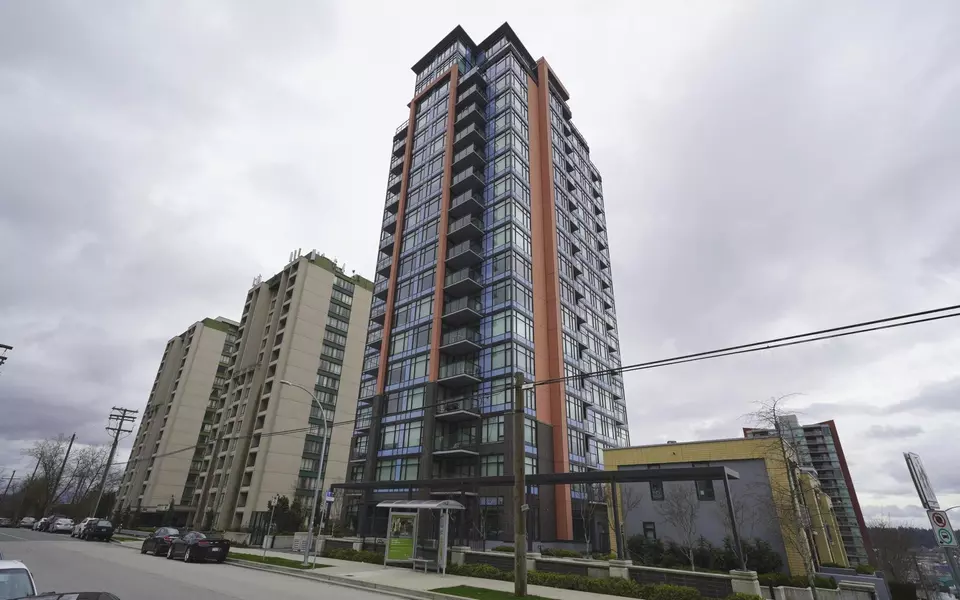 188 Agnes ST #906, New Westminster, BC V3L 0H6