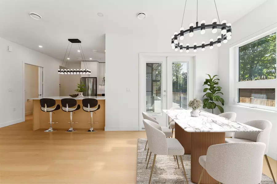 844 St. Denis AVE, North Vancouver, BC V7J 2G4