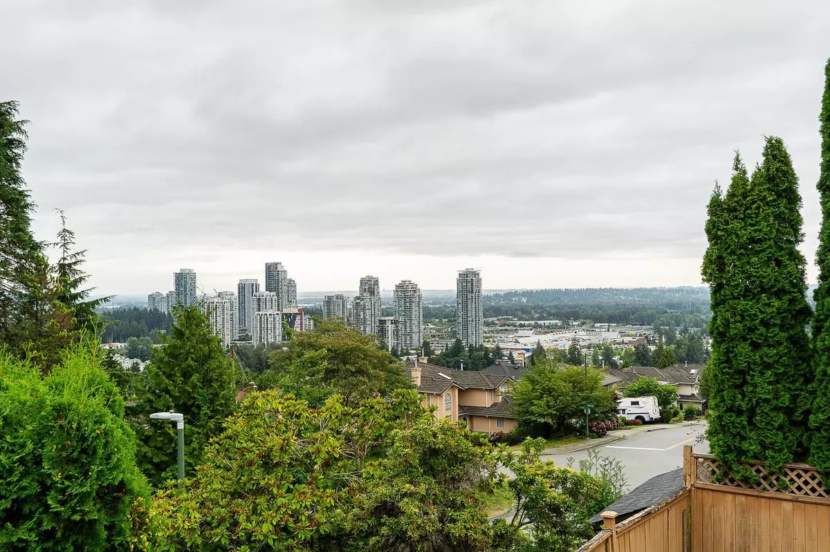 Coquitlam, BC V3B 6K4,2640 Mclaughlin CT