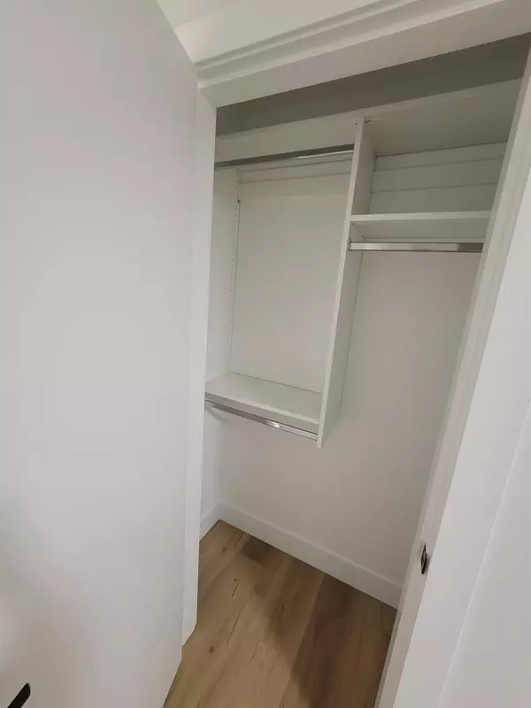 Langley, BC V2Y 3S8,7530 205a ST