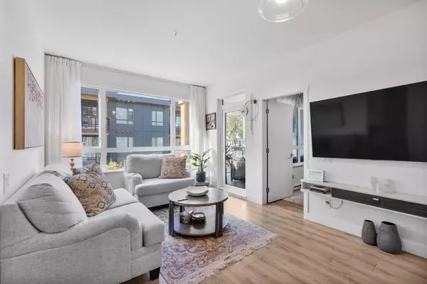 Coquitlam, BC V3J 0L7,735 Anskar CT #310