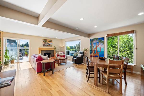 935 Stardale AVE, Coquitlam, BC V3J 4W1