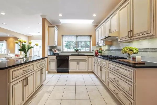 Richmond, BC V7C 3N1,7460 Lombard RD