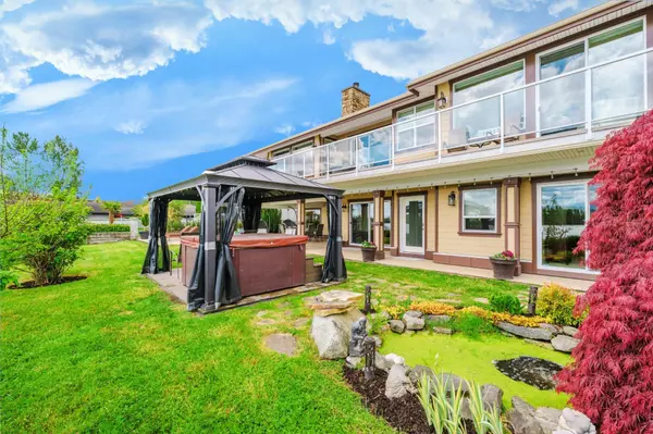 Maple Ridge, BC V2X 1A3,20282 Wharf ST