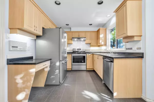 Richmond, BC V6Y 2P1,8151 Garden City RD #6