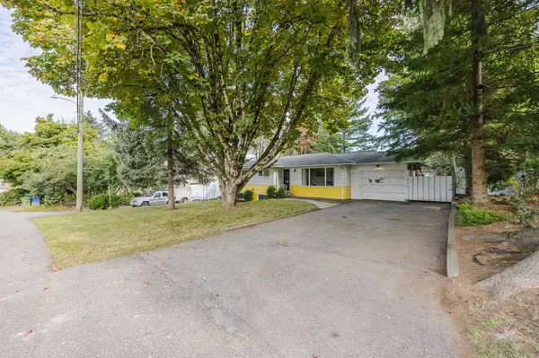 Abbotsford, BC V2S 3W4,2296 Alexander CRES