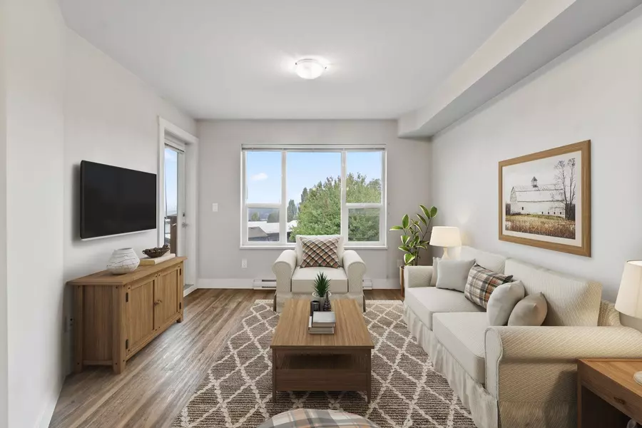 2565 Campbell AVE #311, Abbotsford, BC V2S 0E3